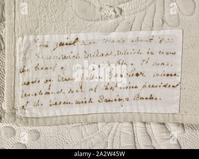 Quilt (Princess Feather), Frau John Groshon (Amerikanische), 1810-1850, Baumwolle, gefüllt und gesteppten, 96-1/4 x 94-1/2-in., Label, handschriftlich, eingehalten zurück Seite, Ecke: Dieser Quilt wurde ca. 1800 in Greenwich Village, die jetzt ist, das Herz von New York City. Es wurde von Frau John Grosher [sic.], deren Ehemann war zu dieser Zeit Präsident, der Greenwich Sparkasse., Textil und Mode Kunst Stockfoto