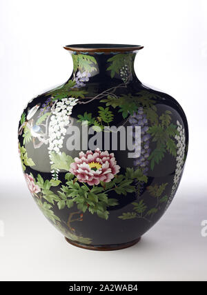 Cloisonné Vase, Meiji, Meiji, Emaille auf Kupfer, 25-3/4 x 19 (Durchm.)., Asiatische Kunst Stockfoto