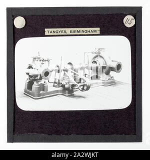 Lantern Slide-Tangyes Ltd, Birmingham, England, um 1910, eine der 239 Glas Laterne Folien, Produkte von Tangyes begrenzt Ingenieure von Birmingham, England hergestellt. Die Bilder gehören verschiedene Produkte wie Motoren, Kreiselpumpen, Hydraulikpumpen, Gasproduzenten, Materialprüfung, Pressen, Werkzeugmaschinen, Hydraulikzylinder etc. Tangyes war ein Unternehmen, das von 1857 bis 1957 betrieben. Sie produziert eine Vielzahl von Engineering Stockfoto