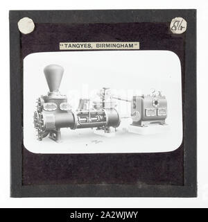 Lantern Slide-Tangyes Ltd, secial Dampf Pumpe, um 1910, eine der 239 Glas Laterne Folien, Produkte von Tangyes begrenzt Ingenieure von Birmingham, England hergestellt. Die Bilder gehören verschiedene Produkte wie Motoren, Kreiselpumpen, Hydraulikpumpen, Gasproduzenten, Materialprüfung, Pressen, Werkzeugmaschinen, Hydraulikzylinder etc. Tangyes war ein Unternehmen, das von 1857 bis 1957 betrieben. Sie produziert eine Vielzahl von Engineering Stockfoto