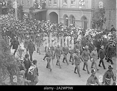 Negative - Launceston, Tasmanien, Post 1900, Truppen der ersten Südafrikanischen Kontingent durch Launceston paradieren, bei ihrer Rückkehr aus dem Burenkrieg Stockfoto