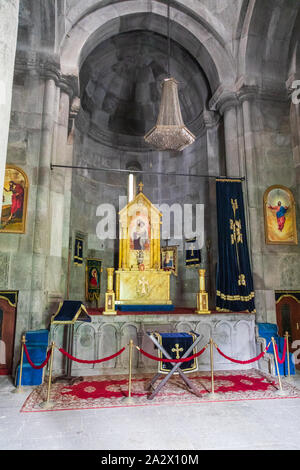 Armenien. Tsakhkadzor. Kecharis Kloster. August 15, 2018. Ein 11 C. in der mittelalterlichen Klosteranlage. Altar mit Madonna in der katoghike Kirche. Stockfoto