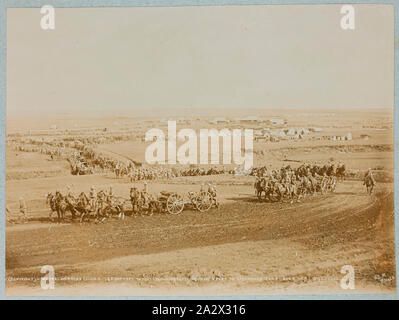 Fotografie - "Allgemeine Warren's Column', ausgehend von Frere zu Spearmans Camp, Südafrika, ca. 1902, 74 schwarz-weiß Fotografien innerhalb einer schwer fallen Foto Album enthalten. Eingeschrieben auf der vorderen Seite des Albums bin. G.A. Warner". Zu Schwester Mabel Ashton Warner, die im Queen Alexandra's Royal Pflegedienst serviert gehörte. Fotos sind in ein Album geklebt, und sind in der Regel sehr blass. Es scheint, als ob einige kommerziell produziert; andere sind grobe und Amateurhaft Stockfoto