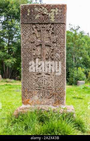 Armenien. Tsakhkadzor. Kecharis Kloster. Denkmal auf dem Gelände des 11. C. in der mittelalterlichen Klosteranlage. Stockfoto