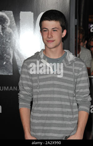 LOS ANGELES, Ca. Oktober 10, 2011: Dylan Minnette bei der Weltpremiere von "der Sache" in den Universal Studios Hollywood. © 2011 Paul Smith/Featureflash Stockfoto