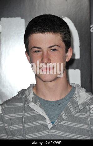 LOS ANGELES, Ca. Oktober 10, 2011: Dylan Minnette bei der Weltpremiere von "der Sache" in den Universal Studios Hollywood. © 2011 Paul Smith/Featureflash Stockfoto