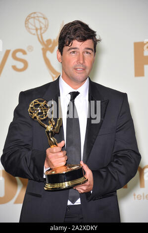 LOS ANGELES, Ca. September 18, 2011: Kyle Chandler in der Presse in der Primetime Emmy Awards 2011 im Nokia Theatre L.A. Leben in der Innenstadt von Los Angeles. © 2011 Paul Smith/Featureflash Stockfoto