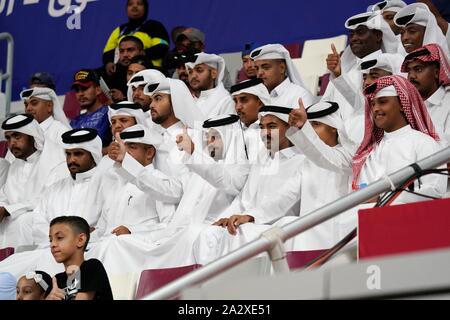 Doha, Katar. 3. Oktober 2019. Die Zuschauer während der IAAF Leichtathletik WM 2019 Am 3. Oktober 2019 in Dubai International Stadium in Doha, Quatar Credit: Soenar Chamid/SCS/LBA/Alamy leben Nachrichten Stockfoto