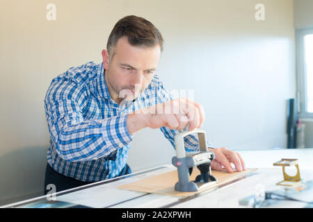 Drucken Presse Editor bei der Arbeit Stockfoto