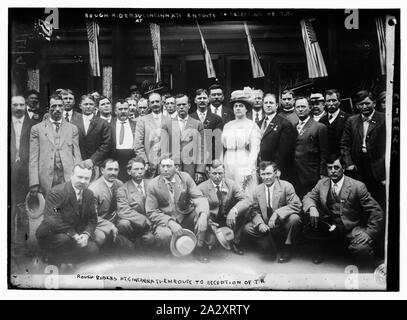 Rough Riders in Cincinnati, auf dem Weg zur Rezeption von T.R. Theodore Roosevelt Stockfoto