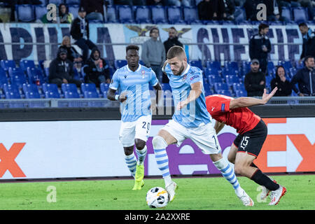 Rom, Italien. 03 Okt, 2019. Valon Berisha von Lazio in Aktion während der UEFA Europa League Spiel zwischen SS Lazio und Stade Rennais FC am Olympiastadion gesehen. (Final Score: SS Lazio 2:1 Stade Rennais FC). Credit: SOPA Images Limited/Alamy leben Nachrichten Stockfoto