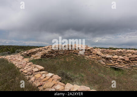 Ruinen von Lowry Pueblo, eine der Siedlungen mit mehr als 24 antike Puebloan Stämme von 500 bis 1300 N.CHR. in der großen Sage Plain im mittlerweile Colorado Montezuma County (und Stretching etwas in die benachbarten Utah) Stockfoto