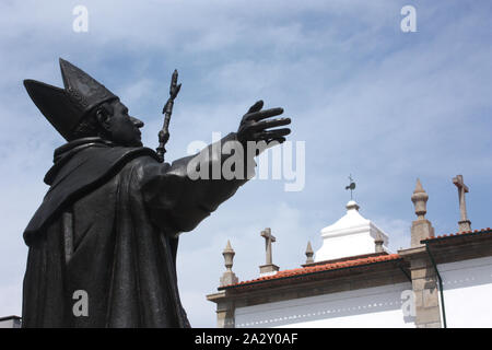 Braga, Portugal - Statue von Dom Frei Bartolomeu dos Martyres Erzbischof von Braga 1559 - 1581 Stockfoto