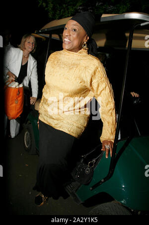 Jessye Norman die Teilnahme an der Gala Opening Night Premiere der Produktion der öffentlichen Theater MUTTER COURAGE UND IHRE KINDER im Delacorte Theater im Central Park in New York City. August 21, 2006 Quelle: Walter McBride/MediaPunch Stockfoto