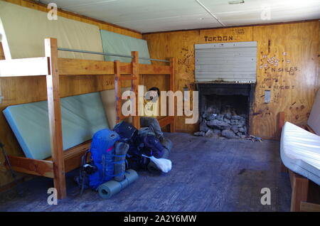 Careys Hütte. Zu den Mavora Lakes. Zu den Mavora Gehweg. Te Araroa Trail. South Island. Neuseeland Stockfoto