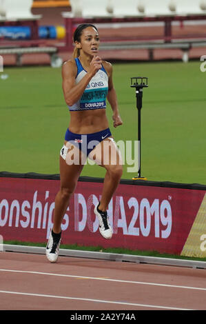 Doha, Katar. 3. Okt, 2019. Katarina Johnson-Thompson von Großbritannien konkurriert während der 800m Damen Bei der IAAF Leichtathletik WM 2019 in Doha, Katar, auf. Credit: Xu Suhui/Xinhua/Alamy leben Nachrichten Stockfoto