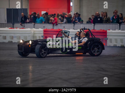 Caterham Drift Taxi, Passagier Fahrten an der London Motor Show Mai 2019, Excel London Stockfoto