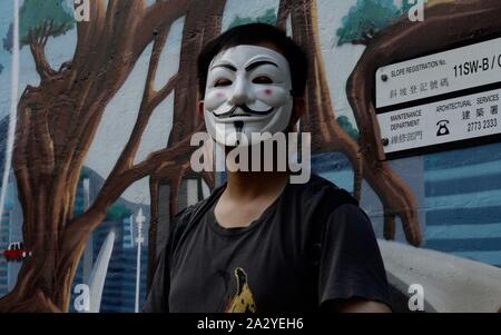 September 26, 2019, Hongkong, China: Hong Kong Regierung bestanden haben NOTFALL HANDELN UND DIE ANTI-MASK GESETZ nach Einberufung einer Sitzung heute Morgen im Legislativrat. Weitergabe des genannten Gesetzes werden, Grant HK Polizei, Stärkung der Behörde für alle Bürger, die ihre Gesichter mit Masken oder andere Objekte oder Gemälde verdecken während der so genannten "rechtswidrige Baugruppen" verhaften. Neues Gesetz in Kraft 12:00 Uhr Mitternacht HK Zeit. (Archivfoto) Okt -4,2019 Hong Kong. ZUMA/Liau Chung-ren (Credit Bild: © liau Chung-ren/ZUMA Draht) Stockfoto