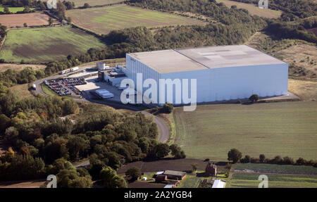 Luftaufnahme des Newcold Riese Kälte- Lager in der Nähe von Wakefield, West Yorkshire, UK Stockfoto