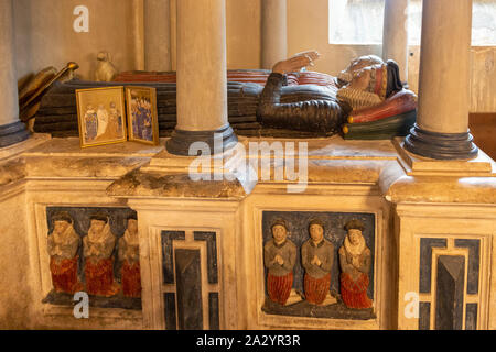 Thomas Estcourt Grab d 1599, St. Johannes der Täufer Kirche, Shipton Moyne, Gloucestershire, England, Großbritannien Stockfoto