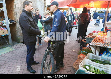 Sopot, Polen. 4.Oktober 2019 Bürgermeister von Warschau Rafal Trzaskowski in Sopot, Polen am 4. Oktober 2019 Trzaskowski unterstützt Agnieszka Pomaska (PO - Platforma Obywatelska) in ihrem Wahlkampf polnische Parlament gesehen wird. Allgemeine Wahlen in Polen wird am 13. Oktober 2019 abgehalten werden. © vadim Pacajev/Alamy leben Nachrichten Stockfoto