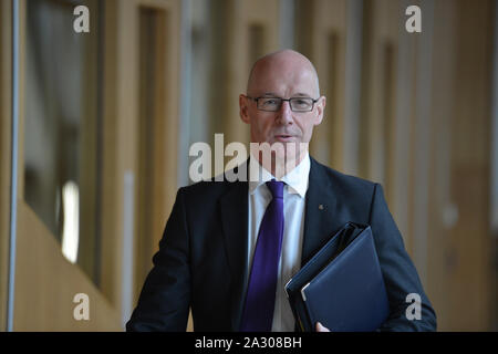 Edinburgh, 3. Oktober 2019. Bild: John Swinney MSP - Delegieren Erster Minister von Schottland an das schottische Parlament während der wöchentlichen Sitzung des ersten Minister fragen. Credit: Colin Fisher/Alamy leben Nachrichten Stockfoto