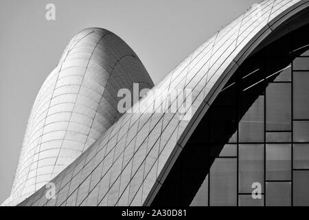 Schwarz und Weiß Details der Heydar Aliyev Center, Baku, Aserbaidschan Stockfoto