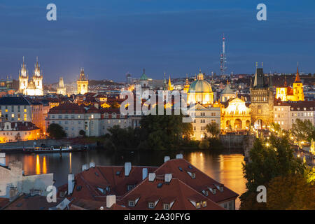 Am Abend in Prag, Tschechien. Stockfoto