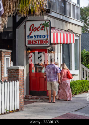 Menschen, Restaurant in Fernandina Beach auf Amelia Island, Florida Stockfoto