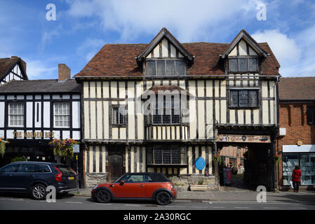 Der Shrieve Haus und Scheune (f 1196) und Museum, das älteste Haus in Stratford-upon-Avon & Die meisten Haunted House & Gebäude in England Stockfoto