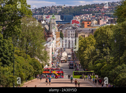 OSLO, NORWEGEN - Karl Johans Gate Street. Stockfoto