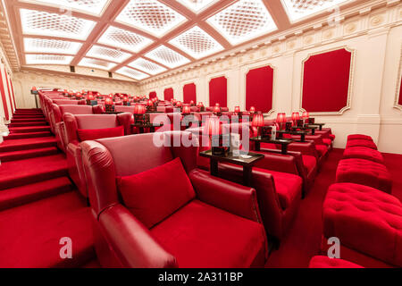 Das Kino im Scotsman Hotel, Manager Barry Makin Stockfoto