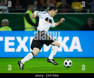 Signal-Iduna-Arena Dortmund, Deutschland 11.10.2008, Fußball: Internationale qualifer für WM 2010, Deutschland (GER, Weiß) vs Russland (RUS, Rot), Heiko Westermann (GER) Stockfoto