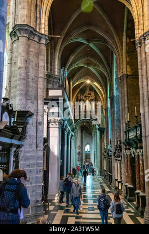 Innenraum der St.-Bavo-Kathedrale in Gent, Belgien Stockfoto