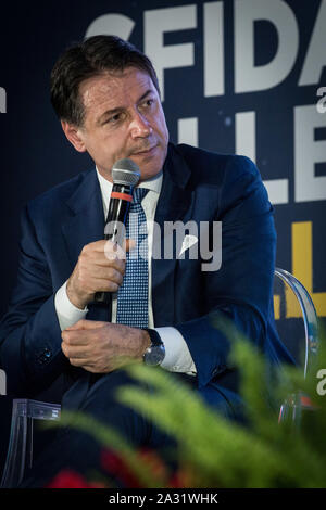 Rom, Italien, am 21. September. Italienische Premier Giuseppe Conte spricht an der 'Atreju 19' politischen Treffen, die Jugend Festival der rechten Brothe Stockfoto