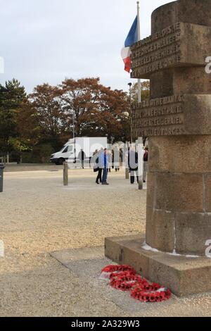 Breville, Normandie 09/10/2017. Pegasus Bridge. Ranville Friedhof in Normandie ist die letzte Ruhestätte von vorwiegend britische Soldaten getötet in t Stockfoto