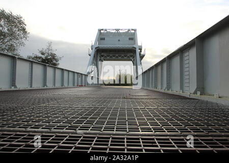 Breville, Normandie 09/10/2017. Pegasus Bridge. Ranville Friedhof in Normandie ist die letzte Ruhestätte von vorwiegend britische Soldaten getötet Stockfoto