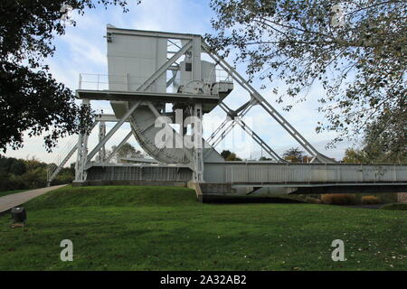 Breville, Normandie 09/10/2017. Pegasus Bridge. Ranville Friedhof in Normandie ist die letzte Ruhestätte von vorwiegend britische Soldaten getötet Stockfoto