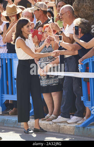 Los Alcazares, Murcia, Spanien. 4. Okt, 2019. Queen Letizia von Spanien besuchen Los Alcazares (Murcia) nach dem September Überschwemmungen am 4. Oktober 2019, Spanien: Jack Abuin/ZUMA Draht/Alamy leben Nachrichten Stockfoto