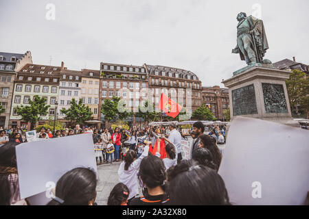 Straßburg, Frankreich, 18. Mai 2019: Tamil unterstützer Menschen zentraler Ort Kelber Platz gegen angebliche Menschenrechtsverletzungen Völkermord durch die Regierung Sri Lankas zu protestieren besetzen Stockfoto