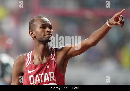 Doha, Katar. 4. Okt, 2019. Essa mutaz Barshim von Katar feiert während der Männer springen Finale bei den IAAF Leichtathletik WM 2019 in Doha, Katar, der 4. Oktober 2019. Credit: Jia Yuchen/Xinhua/Alamy leben Nachrichten Stockfoto
