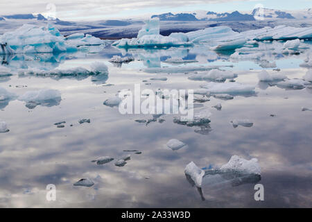 Island - Jokulsarlon Eisberge Stockfoto