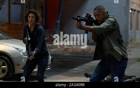 Erscheinungsdatum: Oktober 11, 2019 Title: Gemini Mann Studio: Paramount Pictures Regie: Ang Lee Handlung: ein Over-the-Hill hitman gegen eine jüngere Klon von sich. STARRING: Will Smith als Henry Brogan/Junior, Mary Elizabeth Winstead als Danny Zakarweski. (Bild: © Paramount Pictures/Entertainment Bilder) Stockfoto