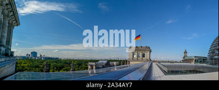 Blick auf Berlin und Schloss Sanssouci und andere deutsche Städte Stockfoto