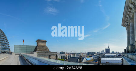 Blick auf Berlin und Schloss Sanssouci und andere deutsche Städte Stockfoto