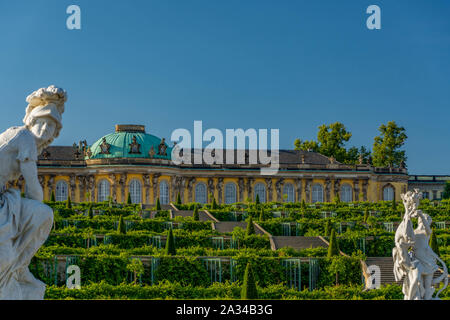 Blick auf Berlin und Schloss Sanssouci und andere deutsche Städte Stockfoto