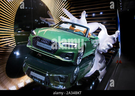 FRANKFURT, Deutschland - 19.09.2019: Neue Audi A5 40 TDI quattro Cabriolet Auto auf der Frankfurter Automobilausstellung IAA 2019 präsentiert. - Bild Stockfoto