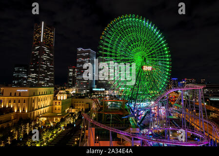 Yokohama-Skyline bei Nacht Stockfoto