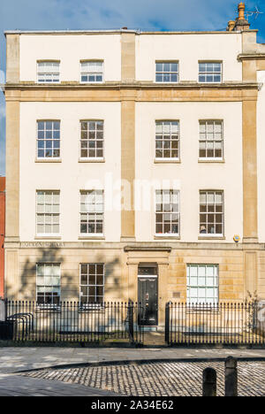 Georgianischen Häusern auf Queen Square, alte Stadt, Bristol, England, Vereinigtes Königreich Stockfoto