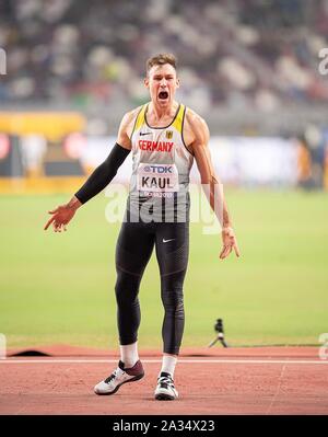 Jubel Sieger Niklas Kaul (Deutschland/Platz 1) Speerwerfen Zehnkampf der Männer am 03.10.2019 Leichtathletik WM 2019 in Doha/Katar, vom 27.09. - 10.10.2019. | Verwendung weltweit Stockfoto